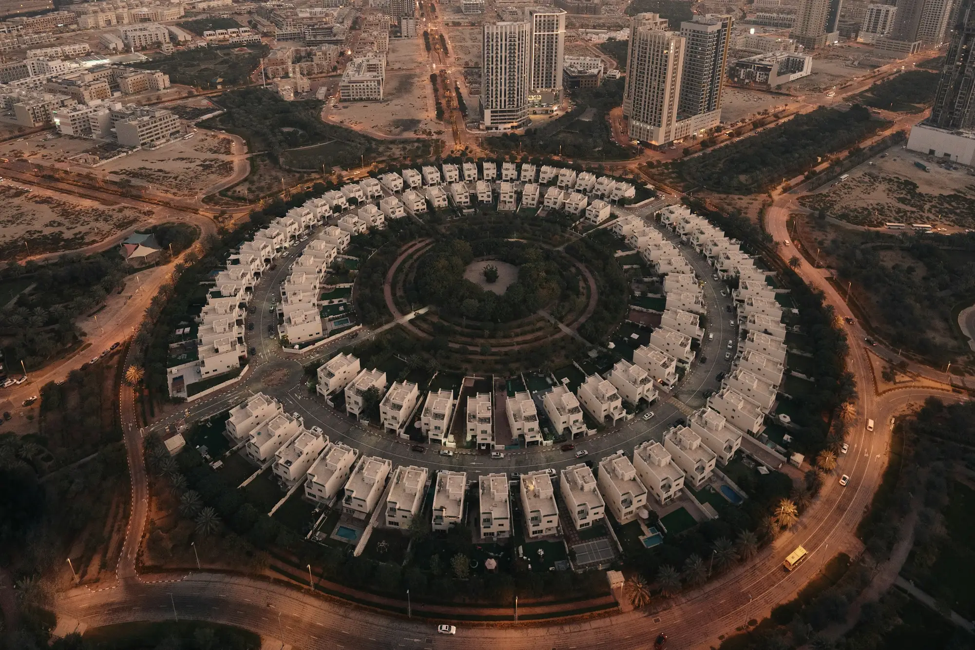 Jumeirah Village Circle, Dubai